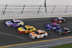 A.J. Allmendinger, JTG Daugherty Racing Chevrolet Camaro, Joey Logano, Team Penske Ford Fusion, Paul Menard, Wood Brothers Racing Ford Fusion