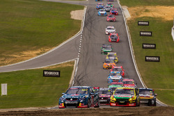 Craig Lowndes, Triple Eight Race Engineering Holden