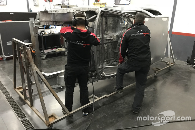 Restauro Peugeot 306 Maxi di Sébastien Loeb