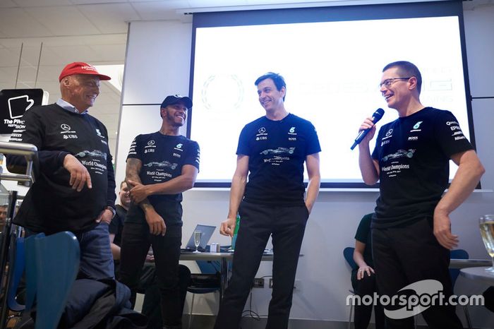 Niki Lauda, Presidente no ejecutivo, Mercedes AMG F1, Lewis Hamilton, F1 de Mercedes AMG, Toto Wolff, Director Ejecutivo de Mercedes AMG F1