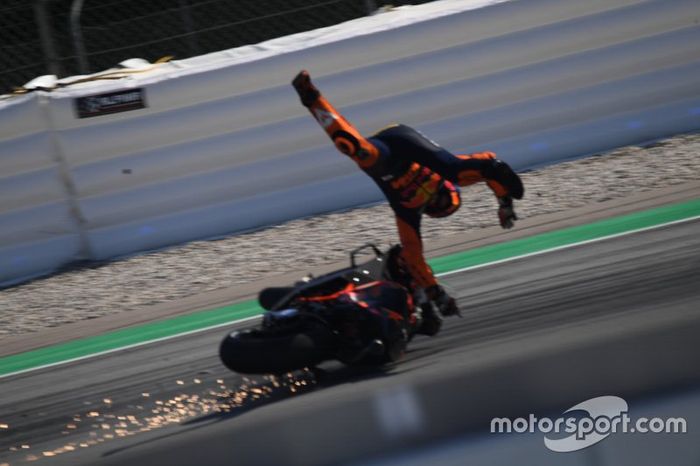 Sturz: Pol Espargaro, Red Bull KTM Factory Racing