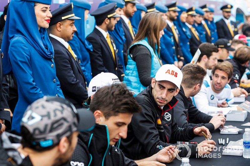 Sébastien Buemi, Nissan e.Dams at the autograph session