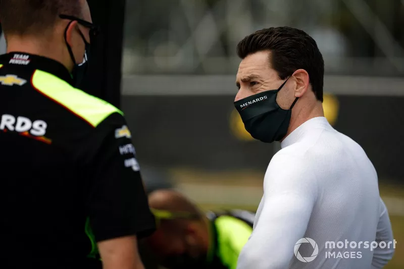 Simon Pagenaud, Team Penske Chevrolet, engineer Ben Bretzman