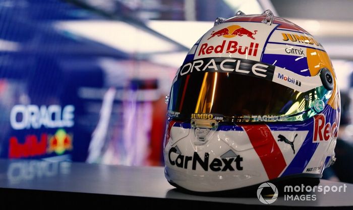 Casco de Max Verstappen, Red Bull Racing para el GP de Holanda  