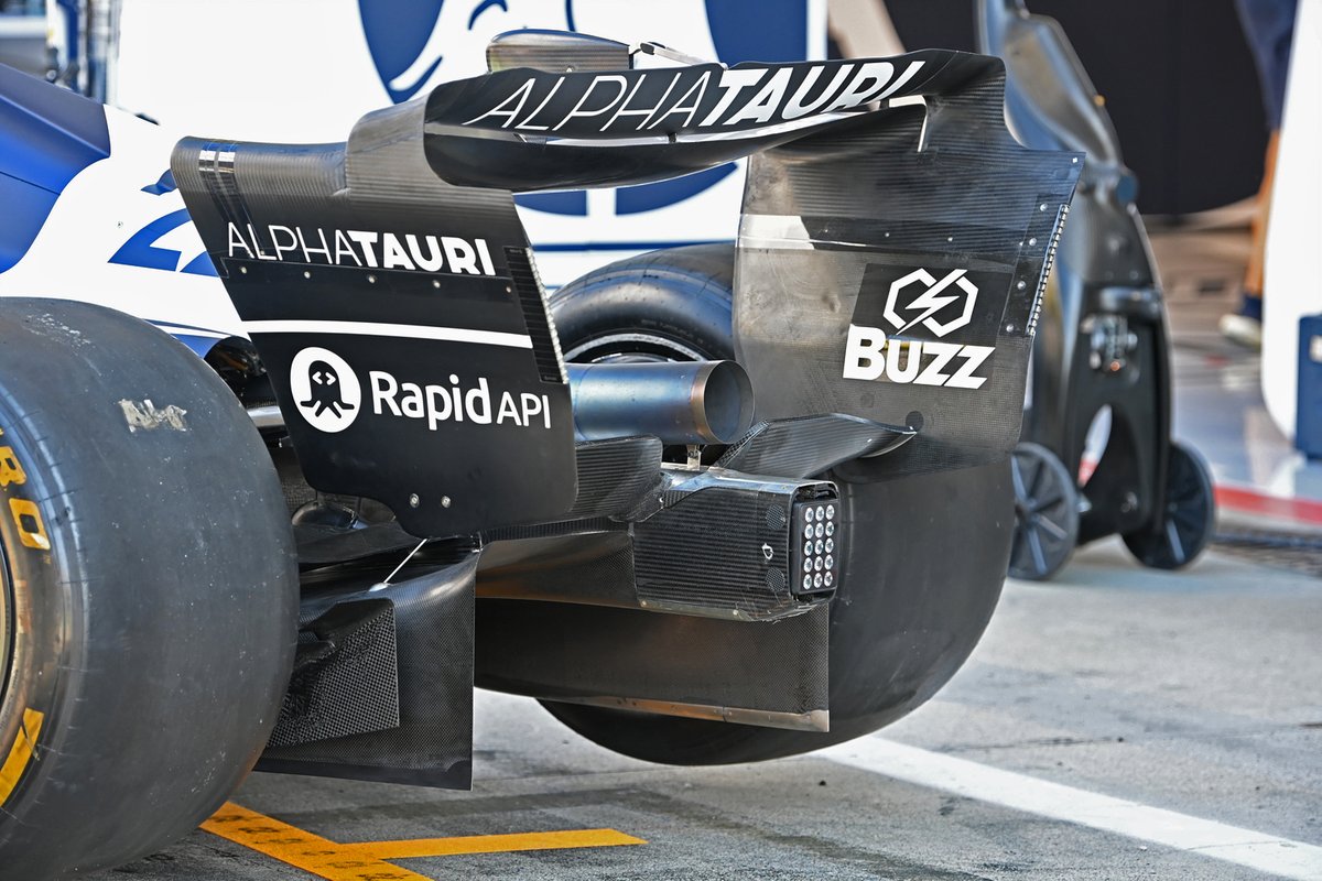 The rear of the AlphaTauri AT03