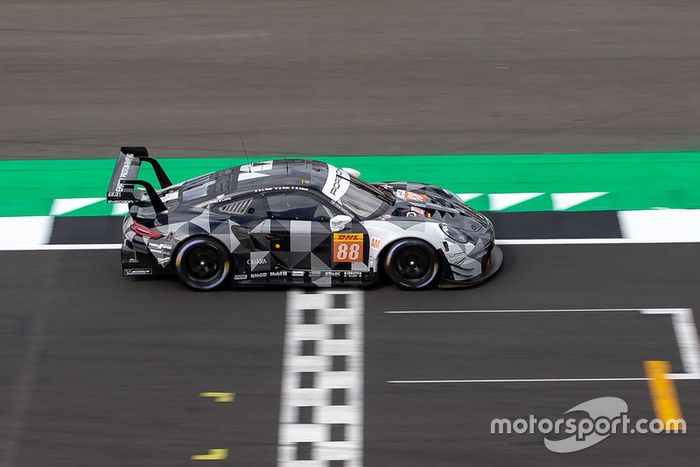 #88 Dempsey Proton Competition Porsche 911 RSR: Matteo Cairoli, Gianluca Roda, Giorgio Roda