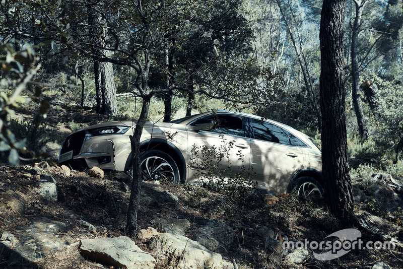 DS 7 Crossback E-Tense 4x4