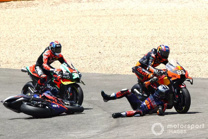 Caída Miguel Oliveira, Red Bull KTM Tech 3