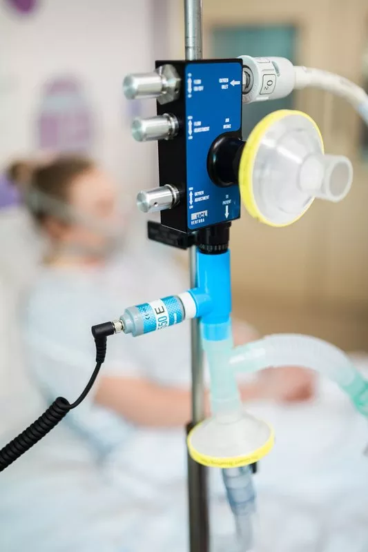 UCL, UCLH y la F1 desarrollan sistemas de respiración asistida en Reino Unido