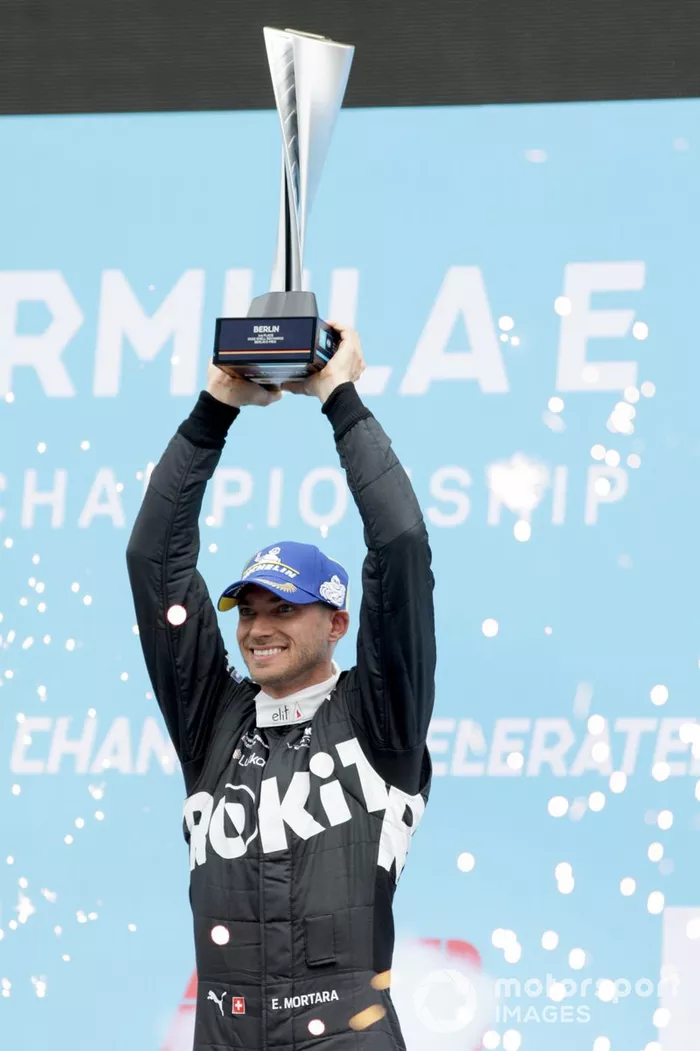 Podio: ganador Edoardo Mortara, Venturi Racing