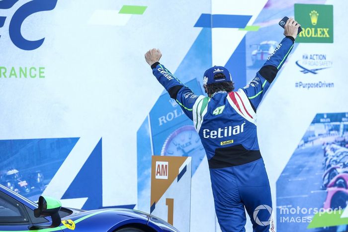 #47 Cetilar Racing Ferrari 488 GTE EVO: Roberto Lacorte, Giorgio Sernagiotto, Antonio Fuoco celebran