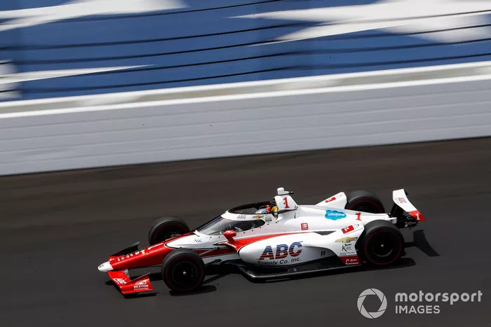 22º JR Hildebrand, A.J. Foyt Enterprises Chevrolet