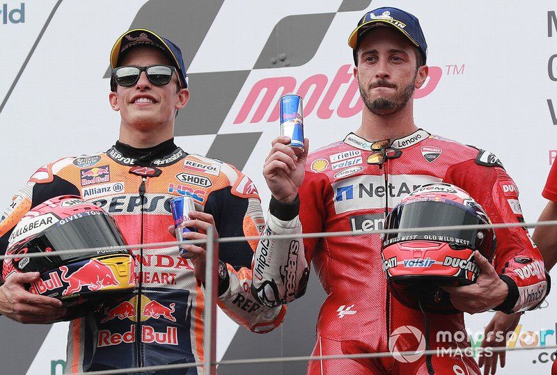 Podio: ganador de la carrera Andrea Dovizioso, Ducati Team segundo lugar Marc Márquez, Repsol Honda
