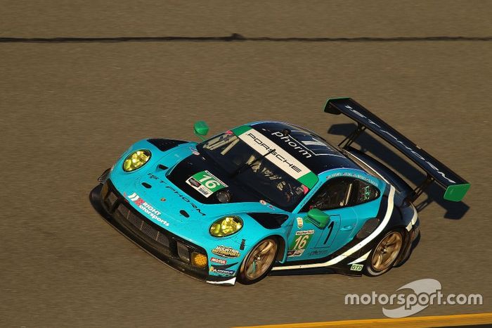 #16 Wright Motorsports Porsche 911 GT3 R: Ryan Hardwick, Patrick Long, Klaus Bachler, Anthony Imperato