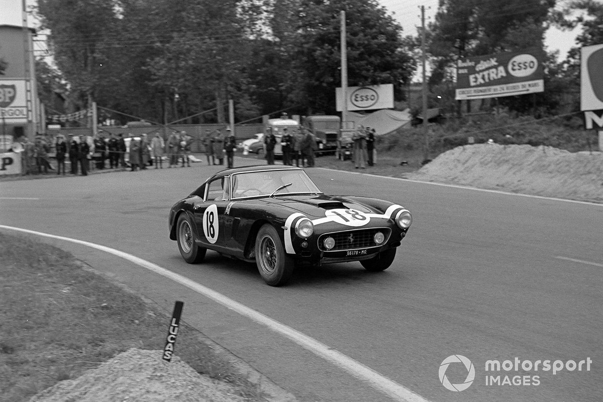 Stirling Moss, Graham Hill, North American Racing Team/R R C Walker Racing Team, Ferrari 250 GT Berlinetta SWB