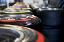 Des pneus Pirelli