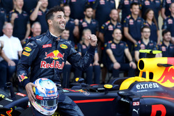 Daniel Ricciardo, Red Bull Racing op een teamfoto