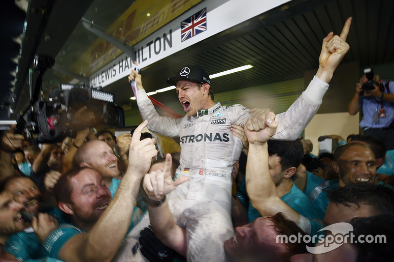 Nico Rosberg, Mercedes AMG F1 celebrates his World Championship with the team