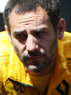 Cyril Abiteboul, directeur général, Renault Sport F1 Team