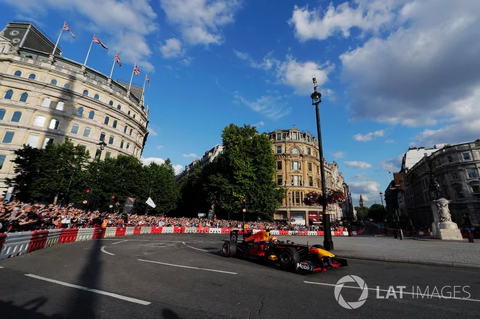 Max Verstappen, Red Bull Racing