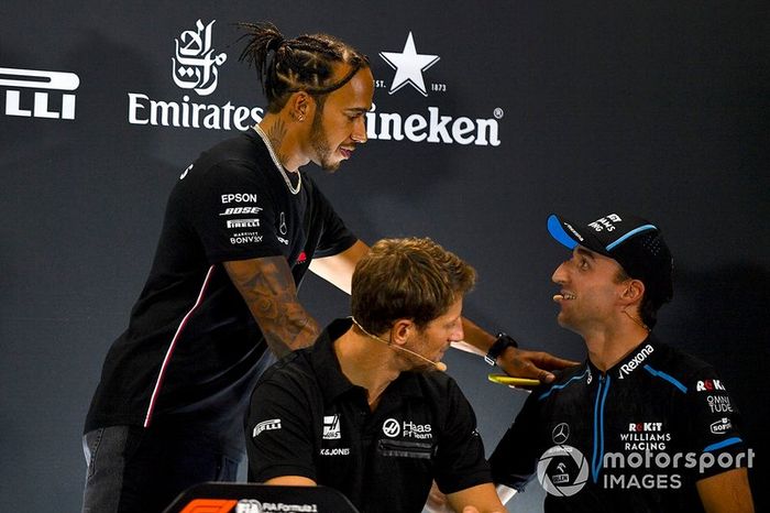 Lewis Hamilton, Mercedes AMG F1, Romain Grosjean, Haas F1 and Robert Kubica, Williams Racing in the Press Conference 