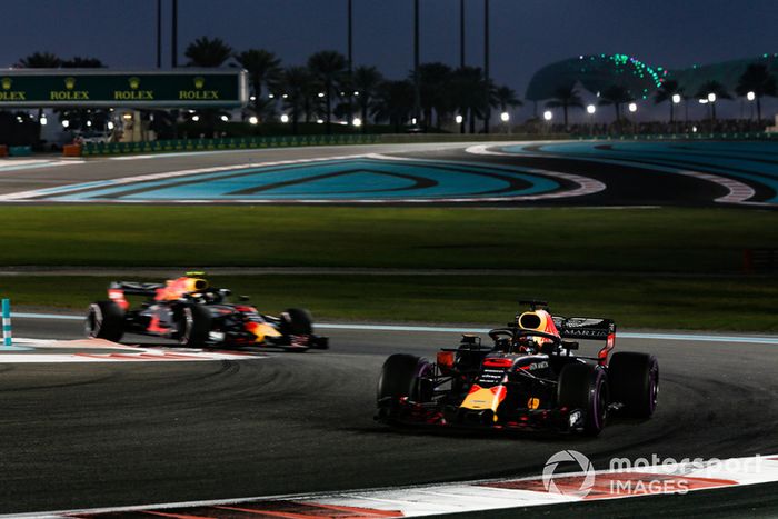 Daniel Ricciardo, Red Bull Racing RB14, Max Verstappen, Red Bull Racing RB14 