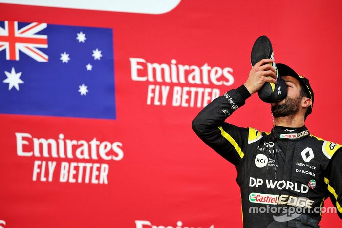 Podio: tercer lugar Daniel Ricciardo, Renault F1 Team