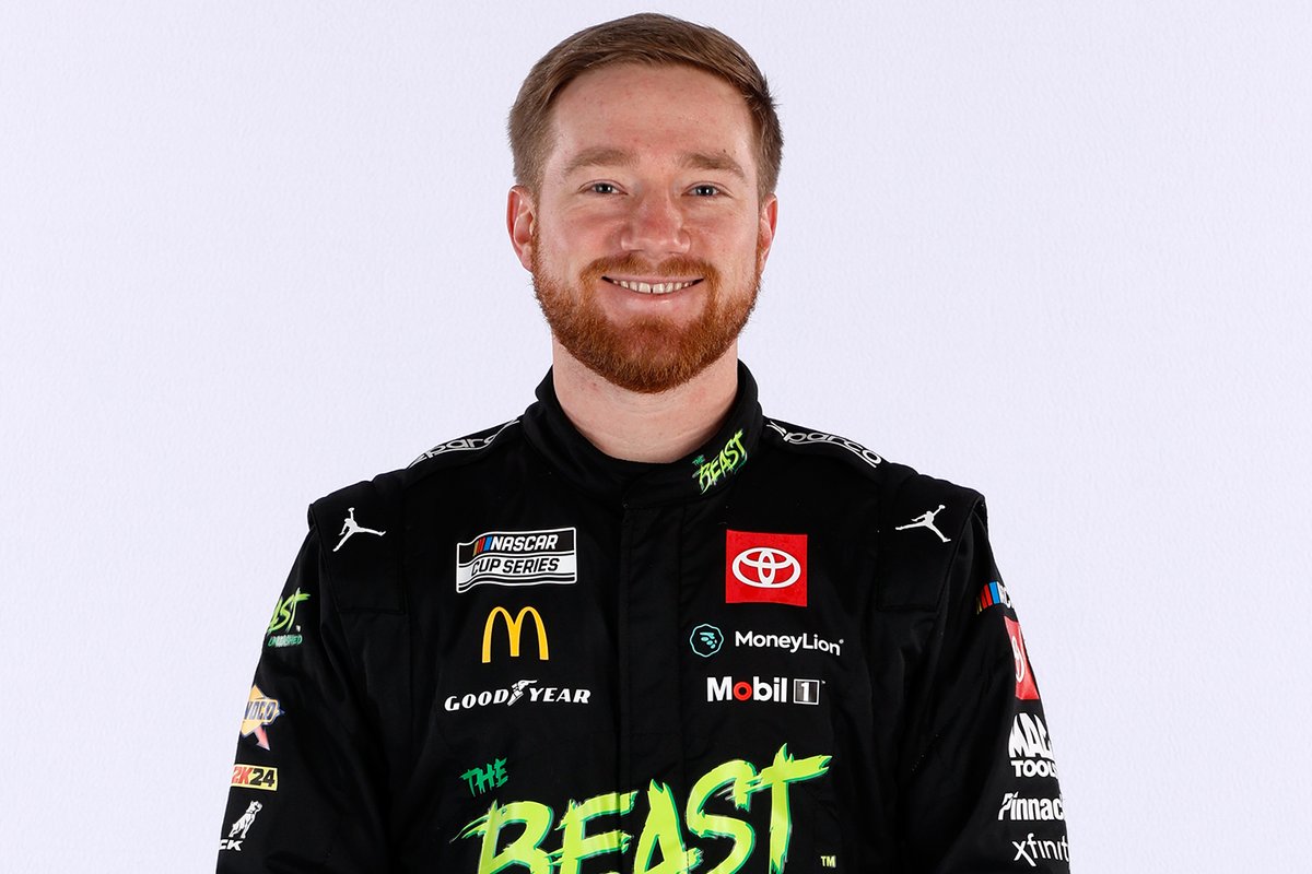 Tyler Reddick Profile - Bio, News, High-Res Photos & High Quality Videos