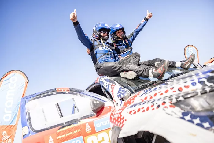 #236 Overdrive Racing Toyota Hilux Overdrive: Ronan Chabot, Gilles Pillot