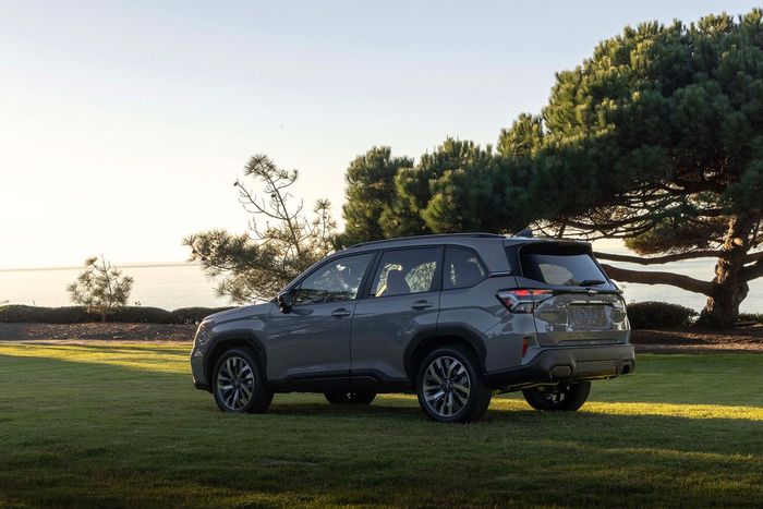 Subaru Forester 2025