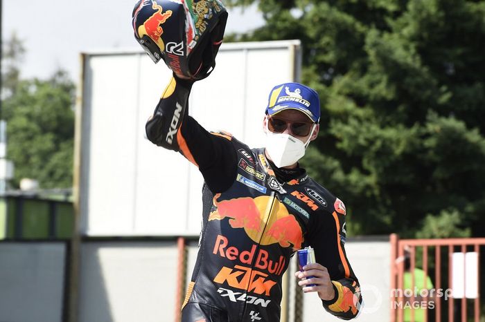Ganador de la carrera Brad Binder, Red Bull KTM Factory Racing
