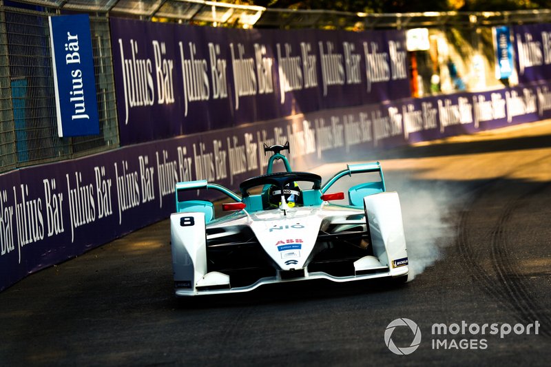 Tom Dillmann, NIO Formula E Team, NIO Sport 004, locks up