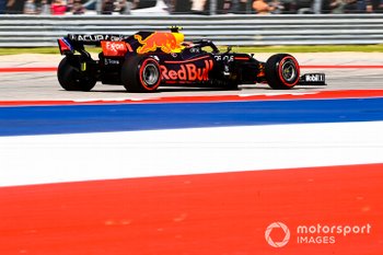 Perez snelste in tweede training Amerikaanse GP, Verstappen P8