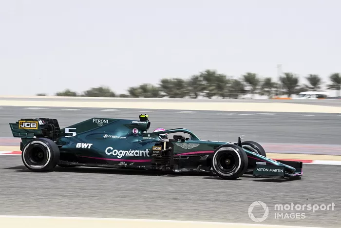 Sebastian Vettel, Aston Martin AMR21 
