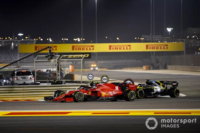 Charles Leclerc, Ferrari SF1000, Daniel Ricciardo, Renault F1 Team R.S.20