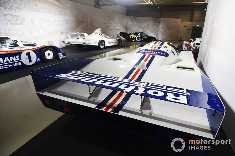 Porsche 962, vainqueur au Mans en 1987