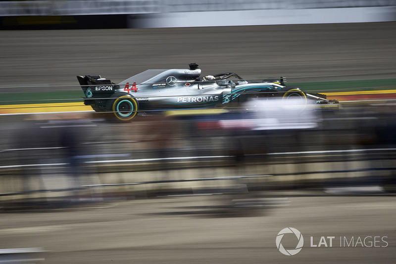 Lewis Hamilton 78. rajtelsősége az F1-ben
