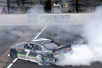 Justin Allgaier, JR Motorsports, Chevrolet Camaro Dove Men + Care