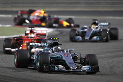 Валттери Боттас, Mercedes AMG F1 W08, Себастьян Феттель, Ferrari SF70H, Льюис Хэмилтон, Mercedes AMG