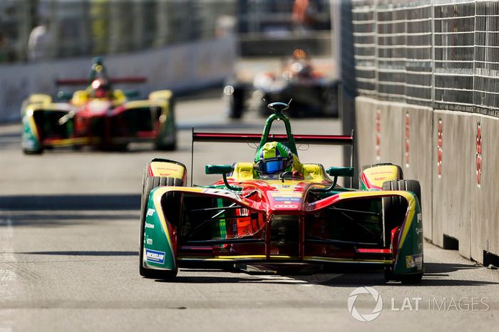 Lucas di Grassi, ABT Schaeffler Audi Sport, leads Daniel Abt, ABT Schaeffler Audi Sport