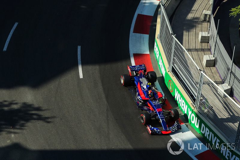 9º Carlos Sainz, Scuderia Toro Rosso STR12 (29 puntos)