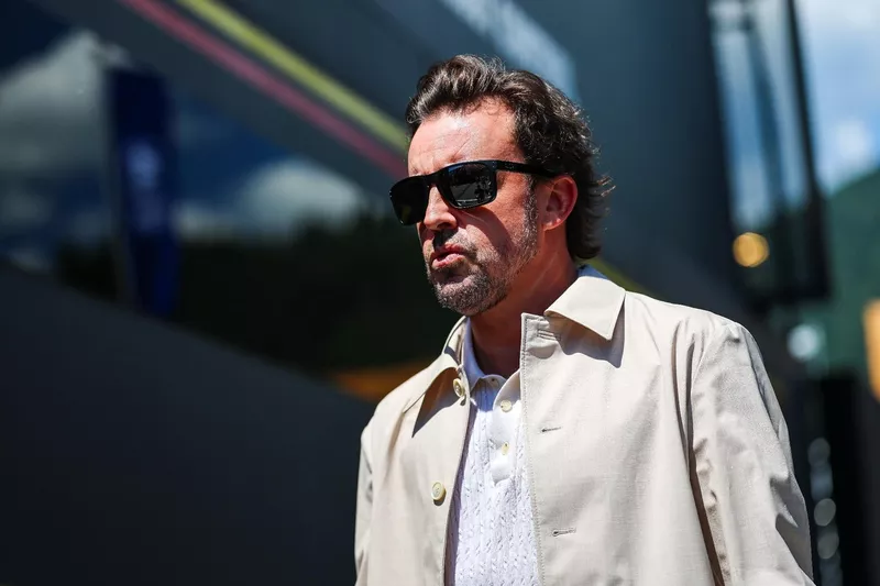Fernando Alonso, Aston Martin Racing