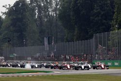 Nico Rosberg, Mercedes AMG F1 W07 Hybrid leads at the start of the race