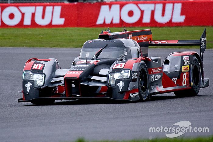 #8 Audi Sport Team Joest Audi R18 e-tron quattro: Lucas di Grassi, Loic Duval, Oliver Jarvis