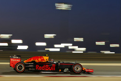 Даниил Квят, Red Bull Racing RB12
