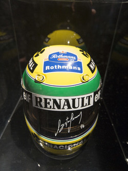 Il casco di Ayrton Senna