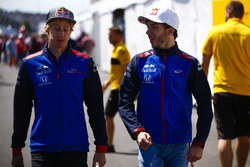 Brendon Hartley, Toro Rosso, met Pierre Gasly, Toro Rosso