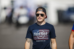 Santino Ferrucci, Trident