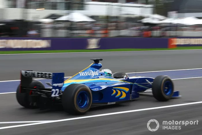 Valtteri Bottas drives the BAR 001