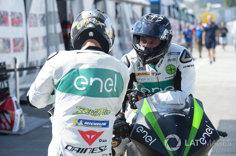 Лоріс Капіроссі, представник Dorna у Гоночній дирекції, електромотоцикл Enel